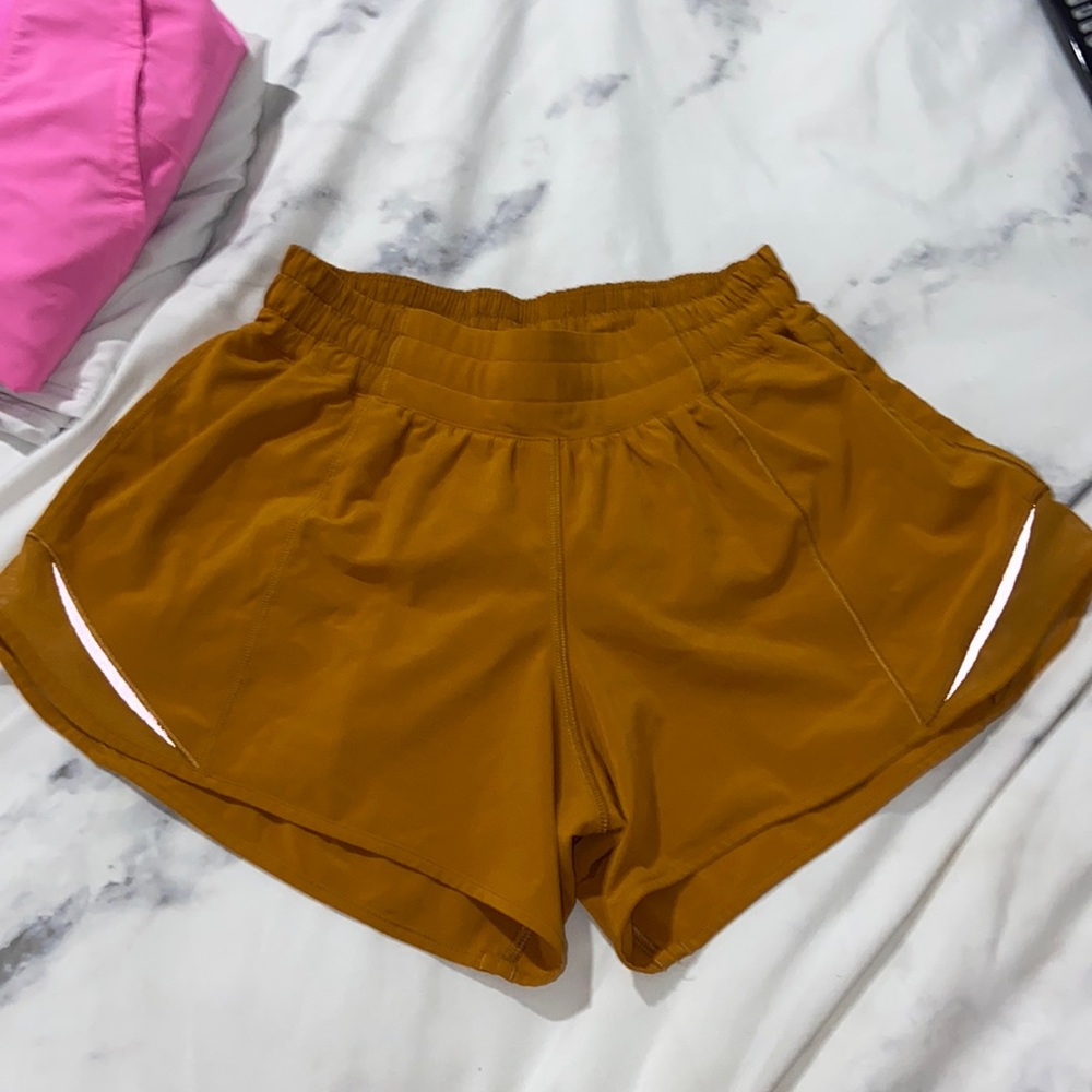fools gold lululemon shorts